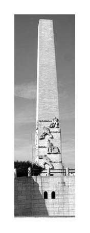 Obelisco p&b